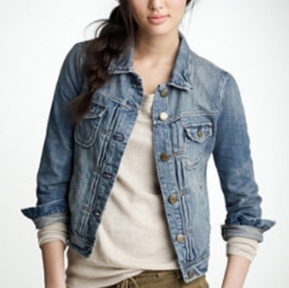 J. Crew Jackets & Blazers - J. Crew Womens Classic Jean Jacket Sz XS Cotton Distressed Denim Blue 21769